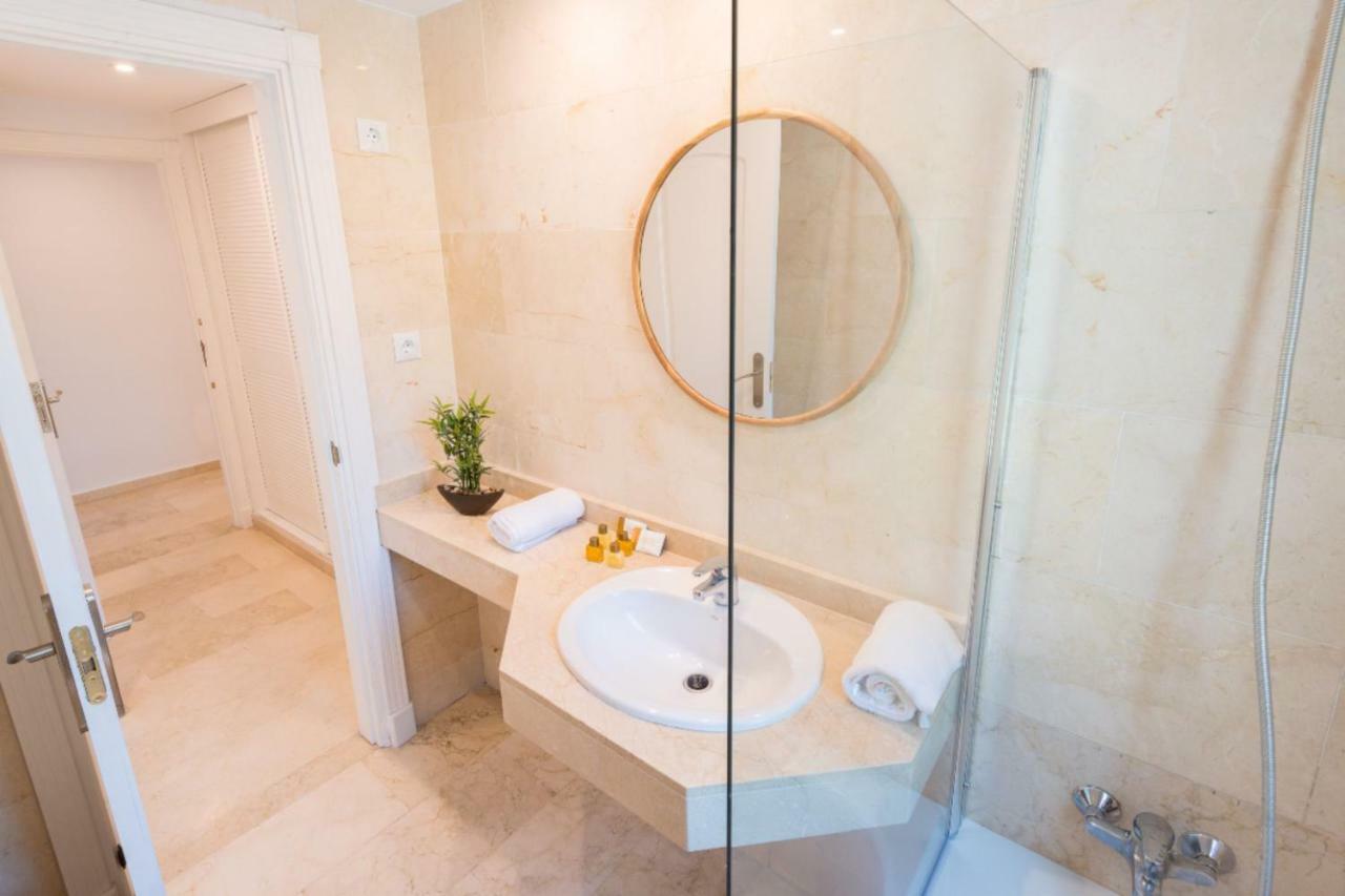 Vacation Marbella I Contemporary Central Apartment, Swimming-Pool, 24-7 Security, A Minute From The Marina, The Sea And Luxury Shopping Bagian luar foto